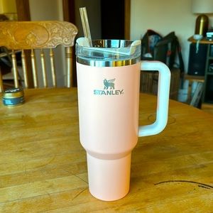 Melon Stanley 40oz Quencher